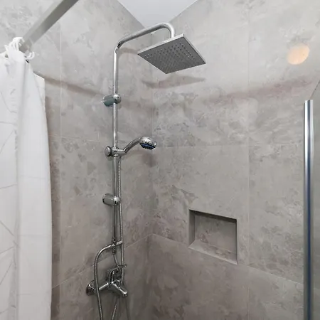 Apartamento Rosini, 300m From The With Shared Tavern And Bikes,