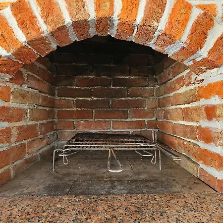 Rosini, 300m From The With Shared Tavern And Bikes, Apartment *